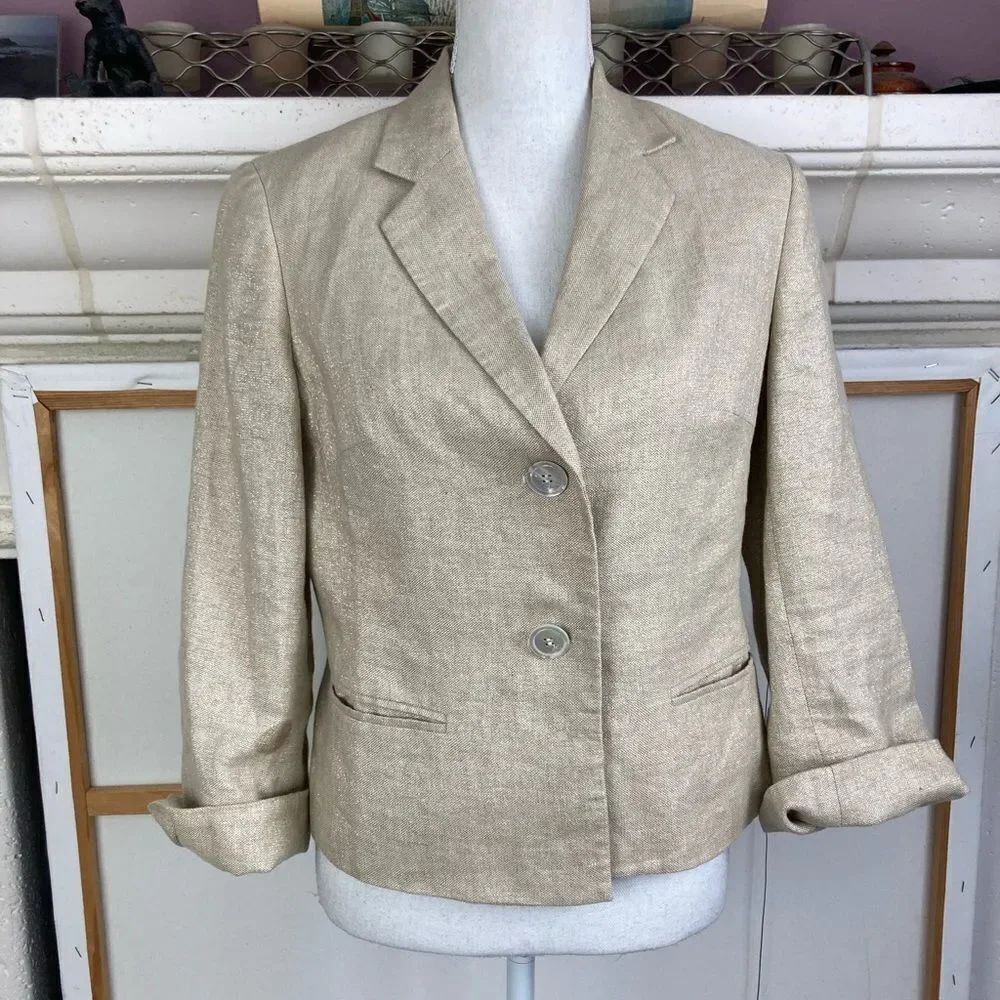 Talbots Women's Cream linen blend Blazer w/ silver shimmer looks like gold